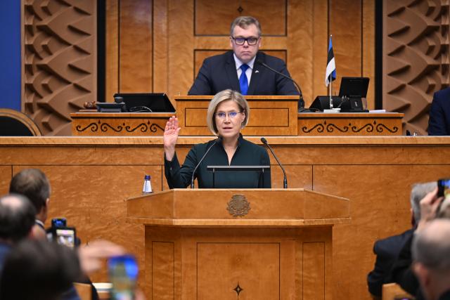 (261013) -- BEIJING, Oct. 13, 2026 (Xinhua) -- Estonia's newly elected President Ulle Madise is sworn into office at the Riigikogu building in Tallinn, Estonia, Oct. 12, 2026. (Office of the President of Estonia/Handout via Xinhua)