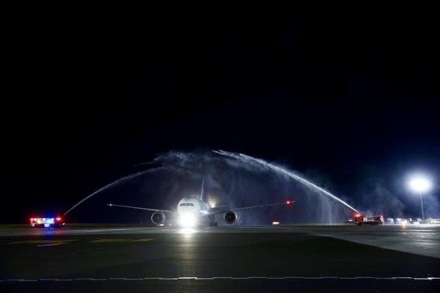 (261013) -- ADDIS ABABA, Oct. 13, 2026 (Xinhua) -- A flight operated by China Southern Airlines is welcomed by a traditional water cannon salute at Addis Ababa Bole International Airport in Addis Ababa, capital of Ethiopia, on Oct. 12, 2026. A China Southern Airlines flight landed in Ethiopia on Monday night, marking the successful inaugural flight of a new and only air route operated by a Chinese carrier between China and Ethiopia.
  TO GO WITH "New air route launched between China, Ethiopia" (Xinhua/Geng Xinning)