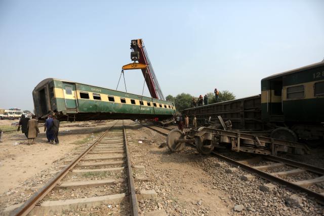 (261013) -- MULTAN, Oct. 13, 2026 (Xinhua) -- This photo taken on Oct. 13, 2026 shows the site of a train derailment accident in Multan district of Punjab province, Pakistan. At least five passengers were killed and 30 others injured after all 14 carriages of a passenger train derailed in Pakistan's eastern Punjab province early Tuesday morning, police said.
   "The accident occurred in Multan district when the Rehman Baba Express, traveling from the southern port city of Karachi to the northwestern city of Peshawar, went off the tracks," police sources from the district told Xinhua. (Photo by Ibrahim Mansoor/Xinhua)