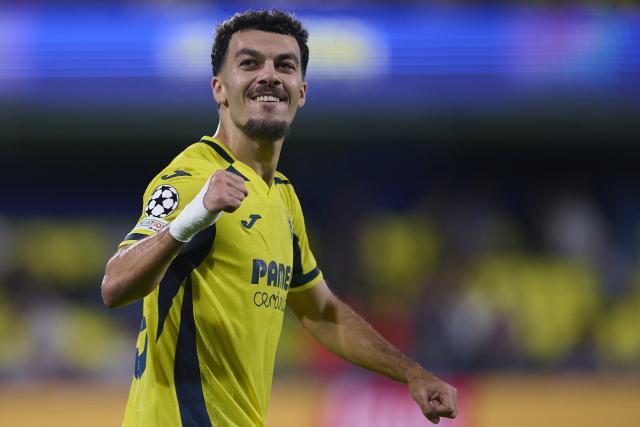 (261014) -- VILLARREAL, Oct. 14, 2026 (Xinhua) -- Georges Mikautadze of Villarreal celebrates a goal during the UEFA Champions League League Stage match between Villarreal and Napoli in Villarreal, Spain, Oct. 13, 2026. (Str/Xinhua)