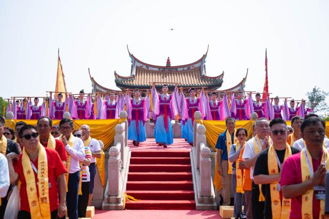 (261014) -- MACAO, Oct. 14, 2026 (Xinhua) -- Actors perform during the opening ceremony of the 19th A-Ma Cultural and Tourism Festival in Macao, south China, Oct. 13, 2026. A statue of Mazu, a Chinese sea goddess, was paraded through the streets of China's Macao Special Administrative Region (SAR) on Tuesday as the 19th A-Ma Cultural and Tourism Festival opened.
   The opening ceremony at A-Ma Cultural Village was followed by traditional rites honoring the goddess, with the procession taking place in the afternoon.
   The festival showcases traditional craftsmanship from east China's Fujian Province. An exhibition that opened Monday featured 56 works, including ceramics, woodcarvings and lacquerware. (Xinhua/Cheong Kam Ka)
