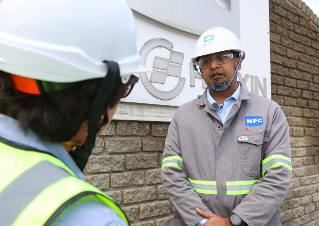 (261014) -- DURBAN, Oct. 14, 2026 (Xinhua) -- Simuma Plant Manager Rory Govender speaks during an interview with Xinhua in KwaZulu-Natal Province, South Africa, Aug. 18, 2026. TO GO WITH "Roundup: Chinese green technologies revitalize South African cement plant" (Xinhua/Chen Wei)
