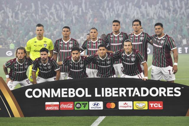 (261015) -- RIO DE JANEIRO, Oct. 15, 2026 (Xinhua) -- Starting players of Fluminense pose for a group photo before the first leg of the Copa Libertadores semifinal football match between Brazil's Fluminense and Palmeiras at the Maracana stadium in Rio de Janeiro, Brazil, Oct. 14, 2026. (Photo by Daniel Ramalho/Xinhua)
