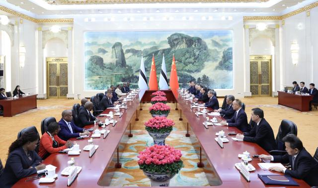 (261015) -- BEIJING, Oct. 15, 2026 (Xinhua) -- Chinese Premier Li Qiang meets with Botswana's President Duma Gideon Boko, who is on a state visit to China, at the Great Hall of the People in Beijing, capital of China, on Oct. 15, 2026. (Xinhua/Huang Jingwen)
