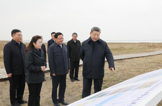 (261016) -- ULANQAB, Oct. 16, 2026 (Xinhua) -- Chinese President Xi Jinping, also general secretary of the Communist Party of China Central Committee and chairman of the Central Military Commission, visits the Huangqihai Lake nature reserve in Ulanqab, north China's Inner Mongolia Autonomous Region, Oct. 16, 2026. Xi made an inspection trip on Friday to the city of Ulanqab, north China's Inner Mongolia Autonomous Region. (Photo by Sheng Jiapeng/Xinhua)
