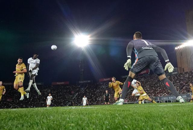 (261018) -- BOLOGNA, Oct. 18, 2026 (Xinhua) -- Inter Milan's Marcus Thuram (2nd L) heads to score during an Italian Serie A football match between Bologna and Inter Milan in Bologna, Italy, Oct. 17, 2026. (Photo by Alberto Lingria/Xinhua)
