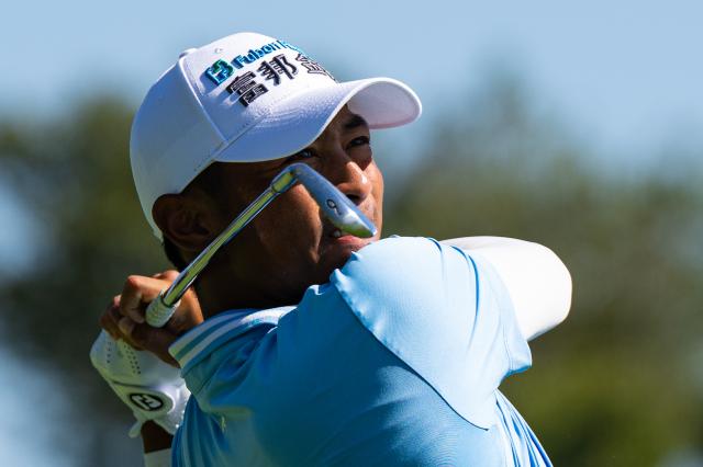 (261018) -- MACAO, Oct. 18, 2026 (Xinhua) -- Wang Wei-hsuan of Chinese Taipei competes during the Macao Open golf tournament in Macao, South China, Oct. 18, 2026. (Xinhua/Cheong Kam Ka)