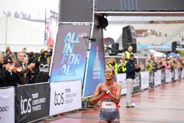(261018) -- AMSTERDAM, Oct. 18, 2026 (Xinhua) -- Buze Diriba of Ethiopia celebrates after winning the women's race of the Amsterdam Marathon in Amsterdam, the Netherlands, Oct. 18, 2026. (Photo by Sylvia Lederer/Xinhua)