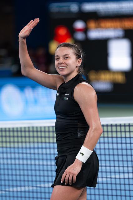 (261018) -- WUHAN, Oct. 18, 2026 (Xinhua) -- Maja Chwalinska greets the spectators after the women's singles final match between Maja Chwalinska of Poland and Sonay Kartal of Britain at the 2026 Wuhan Open tennis tournament in Wuhan, capital of central China's Hubei Province, Oct. 18, 2026. (Xinhua/Wu Zhizun)