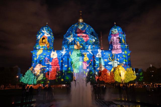 (261019) -- BERLIN, Oct. 19, 2026 (Xinhua) -- The illuminated Berlin Cathedral is pictured during the 2026 Festival of Lights in Berlin, Germany, Oct. 11, 2026. The festival was held here from Oct. 9 to 18. (Xinhua/Zhang Haofu)
