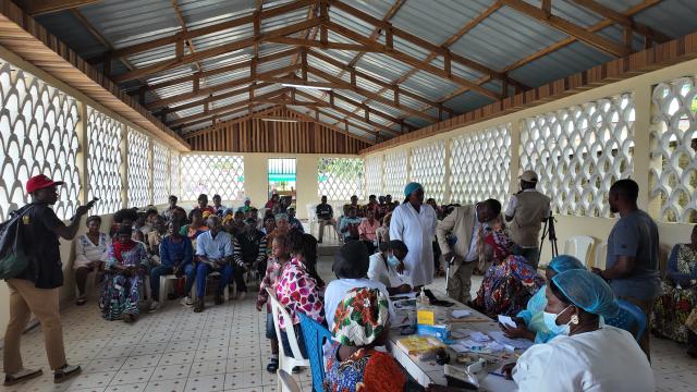 (261019) -- MEYOMESSALA, Oct. 19, 2026 (Xinhua) -- Patients wait at the site of a free medical consultation campaign conducted by the 25th Chinese medical team in Meyomessala, Cameroon, Oct. 16, 2026. The 25th Chinese medical team in Cameroon conducted a free medical consultation campaign in Meyomessala in the country's South Region from Thursday to Saturday.
   Cameroonian Minister of Public Health Manaouda Malachie visited the campaign site on Friday and praised the Chinese medical team's work in Cameroon. (The 25th Chinese medical team in Cameroon/Handout via Xinhua)