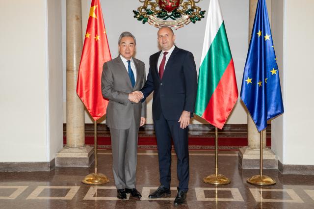 (261019) -- SOFIA, Oct. 19, 2026 (Xinhua) -- Bulgarian Prime Minister Rumen Radev meets with visiting Chinese Foreign Minister Wang Yi, also a member of the Political Bureau of the Communist Party of China Central Committee, in Sofia, Bulgaria, Oct. 19, 2026. (Xinhua/Peng Ziyang)