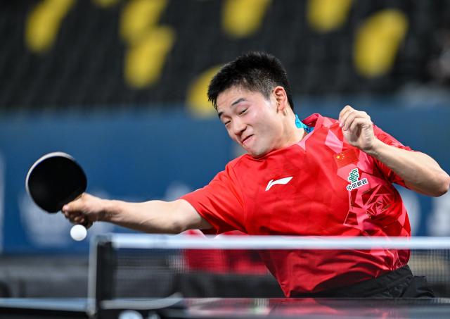 (261020) -- TASHKENT, Oct. 20, 2026 (Xinhua) -- Li Tianyang competes during the men's singles round of 128 match between Li Tianyang of China and Ali Alkhadrawi of Saudi Arabia at the 29th ITTF-Asian Table Tennis Championships in Tashkent, Uzbekistan, Oct. 20, 2026. (Xinhua/Feng Kaihua)