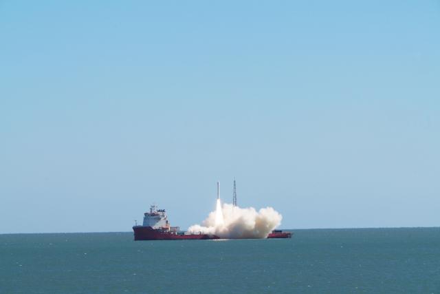 (261021) -- RIZHAO, Oct. 21, 2026 (Xinhua) -- The CERES-1 Y8 carrier rocket carrying a new satellite blasts off from the waters near the city of Rizhao, east China's Shandong Province, Oct. 21, 2026. China launched a rocket from the ocean waters near the city of Rizhao in east China's Shandong Province on Wednesday, placing a new satellite into planned orbit.
  The CERES-1 Y8 carrier rocket blasted off at 11:39 a.m. (Beijing Time).
  The Taiyuan Satellite Launch Center carried out this offshore launch. (Photo by Wang Yan/Xinhua)