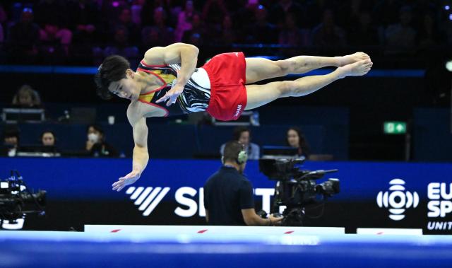 (261021) -- ROTTERDAM, Oct. 21, 2026 (Xinhua) -- Hashimoto Daiki of Japan competes during the men's team final at Artistic Gymnastics World Championships 2026 in Rotterdam, the Netherland, Oct. 20, 2026. (Photo by Brinkhorst Eric/Xinhua)