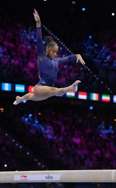 (261022) -- ROTTERDAM, Oct. 22, 2026 (Xinhua) -- Skye Blakely of team USA competes during the women's team final at Artistic Gymnastics World Championships 2026 in Rotterdam, the Netherlands, Oct. 21, 2026. (Xinhua/Weng Xinyang)