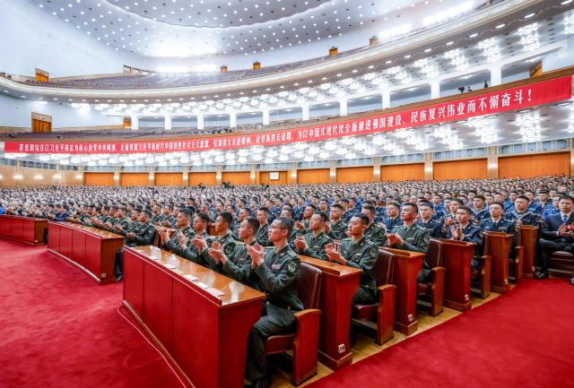 (261022) -- BEIJING, Oct. 22, 2026 (Xinhua) -- A gathering commemorating the 90th anniversary of the victory of the Red Army's Long March is held at the Great Hall of the People in Beijing, capital of China, Oct. 22, 2026. (Xinhua/Zhai Jianlan)