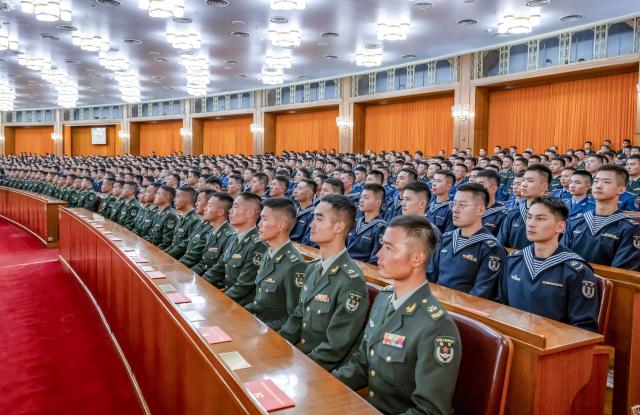 (261022) -- BEIJING, Oct. 22, 2026 (Xinhua) -- A gathering commemorating the 90th anniversary of the victory of the Red Army's Long March is held at the Great Hall of the People in Beijing, capital of China, Oct. 22, 2026. (Xinhua/Zhai Jianlan)
