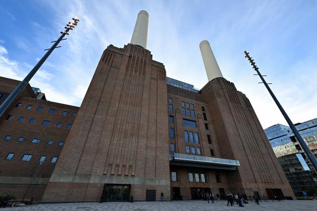 (261022) -- LONDON, Oct. 22, 2026 (Xinhua) -- This photo taken on Oct. 22, 2026 shows a view of Battersea Power Station in London, Britain. Located on the south bank of the River Thames in London, Battersea Power Station was built in two main phases between 1929 and 1955. At its peak, the coal-fired power station supplied about one-fifth of London's electricity, powering important buildings including Buckingham Palace and the Houses of Parliament.
The building, known for its four white chimneys, stood derelict for decades after electricity generation ceased in 1983. Following restoration and redevelopment, the former industrial landmark reopened to the public in 2022 as a mixed-use complex featuring shops, restaurants, offices, homes and leisure facilities. (Xinhua/Li Mangmang)