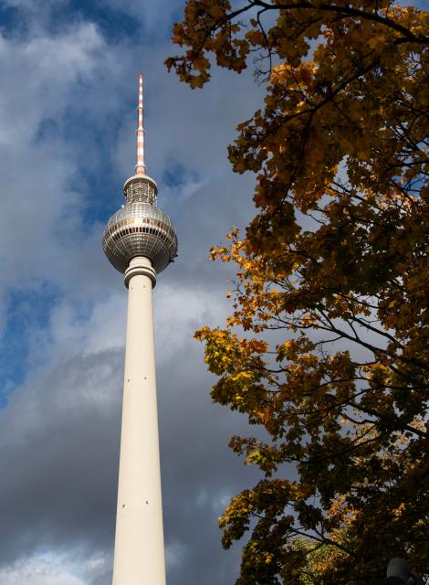 (261023) -- BERLIN, Oct. 23, 2026 (Xinhua) -- The TV Tower is pictured in Berlin, Germany, Oct. 22, 2026.
  Berlin is located in northeastern Germany and is the country's capital and largest city. The city boasts historic buildings that reflect its rich history, while retaining a vibrant and cosmopolitan character. (Xinhua/Zhang Haofu)