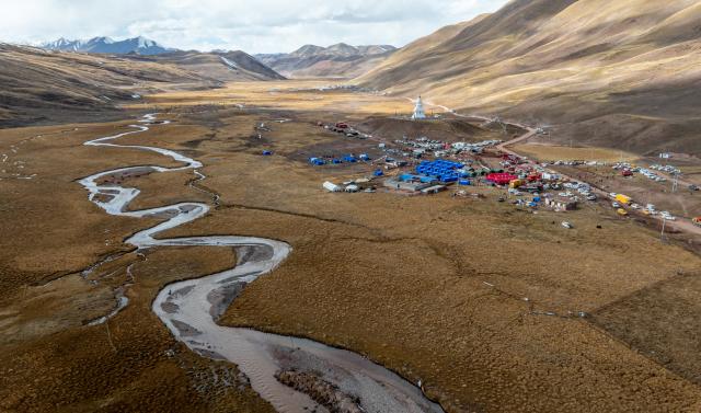 (261023) -- LHASA, Oct. 23, 2026 (Xinhua) -- An aerial drone photo taken on Oct. 23, 2026 shows emergency tents at an earthquake-hit village in Maru Township of Baqen County, Nagqu City, southwest China's Xizang Autonomous Region. Sixteen people have been killed and 76 others are injured following a 7.0-magnitude earthquake which struck Baqen County of the city of Nagqu in southwest China's Xizang Autonomous Region at 10:33 p.m. on Thursday, local authorities said.
   The Ministry of Emergency Management and authorities in Xizang have mobilized resources for rescue and relief operations. (Xinhua/Tenzin Nyida)