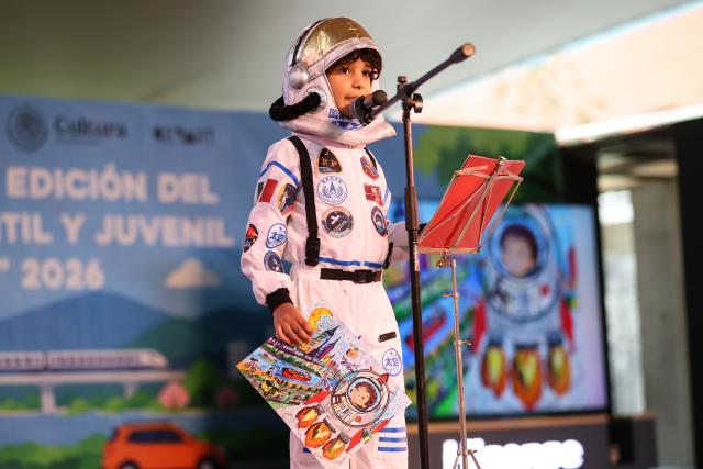 (261023) -- MEXICO CITY, Oct. 23, 2026 (Xinhua) -- A winner speaks at the award ceremony of the 13th "China Through My Eyes" Youth Painting Competition in Mexico City, Mexico, Oct. 22, 2026. The competition was held here on Thursday, attracting nearly 200 young participants from several Mexican states. (Photo by Francisco Canedo/Xinhua)