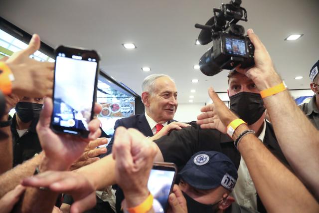 (261023) -- TEL AVIV, Oct. 23, 2026 (Xinhua) -- Israeli Prime Minister and Likud party leader Benjamin Netanyahu visits the Hatikva Market in Tel Aviv as part of his election campaign, Oct. 22, 2026. The general elections for Israel's Knesset, the country's parliament, will be held on Oct. 27. (Gideon Markowicz/JINI via Xinhua)