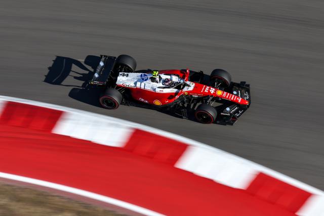(261024) -- AUSTIN, Oct. 24, 2026 (Xinhua) -- Ferrari's Lewis Hamilton of Britain competes during the practice session of the Formula One United States Grand Prix, in Austin, Texas, the United States, Oct. 23, 2026. (Photo by Song Haiyuan/Xinhua)