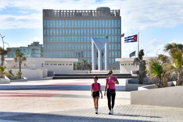 (261024) -- HAVANA, Oct. 24, 2026 (Xinhua) -- People walk in front of the U.S. Embassy in Havana, Cuba, Oct. 23, 2026.
  Cuban Foreign Minister Bruno Rodriguez Friday denounced a new threat of military intervention against the Caribbean nation by U.S. President Donald Trump.
  In a post on X, Rodriguez rejected "any threat regarding U.S. ambitions toward Cuba" in response to remarks by Trump, who said Friday that U.S. ships "will pass" Cuba on their way back from Iran. (Photo by Joaquin Hernandez/Xinhua)