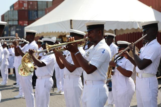 (261024) -- TEMA, Oct. 24, 2026 (Xinhua) -- A Ghanaian military band performs to welcome the arrival of the Chinese People's Liberation Army Navy hospital ship Auspicious Ark in Tema, Ghana, Oct. 23, 2026.
  The Chinese People's Liberation Army Navy hospital ship Auspicious Ark arrived in Ghana's eastern port of Tema on Friday for a friendly visit and medical mission, marking the first visit by a Chinese naval hospital ship to the West African country.
  The hospital ship, which is carrying out Mission Harmony-2026, docked at the port at around 10:00 a.m. local time (1000 GMT). (Xinhua/Gao Jianfei)