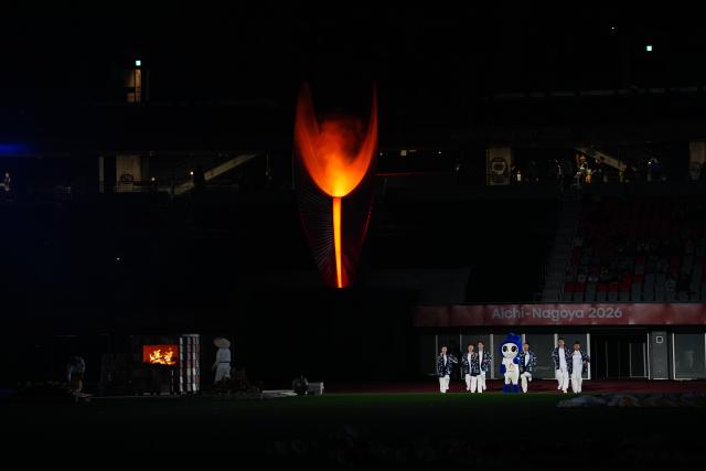 (261024) -- NAGOYA, Oct. 24, 2026 (Xinhua) -- Artists perform during the closing ceremony of the Aichi-Nagoya Asian Para Games in Nagoya, Japan, Oct. 24, 2026. (Xinhua/Jia Haocheng)