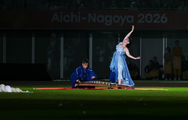 (261024) -- NAGOYA, Oct. 24, 2026 (Xinhua) -- Artists perform during the closing ceremony of the Aichi-Nagoya Asian Para Games in Nagoya, Japan, Oct. 24, 2026. (Xinhua/Jia Haocheng)