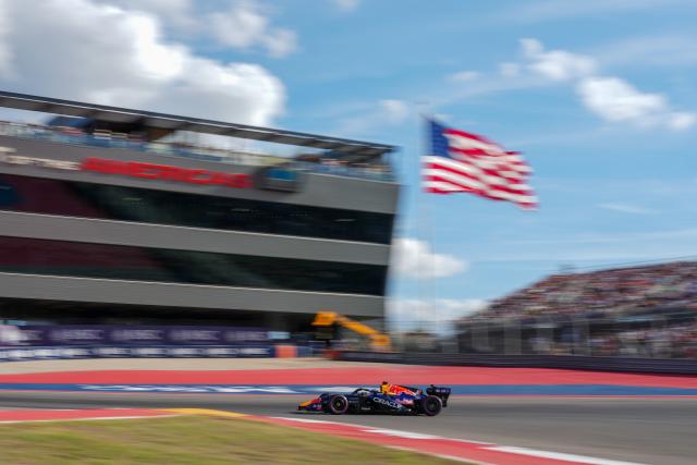 (261025) -- AUSTIN, Oct. 25, 2026 (Xinhua) -- Red Bull Racing's driver Max Verstappen of the Netherlands competes during the qualifying session of the Formula One United States Grand Prix, in Austin, Texas, the United States, Oct. 24, 2026. (Photo by Xu Mingnan/Xinhua)