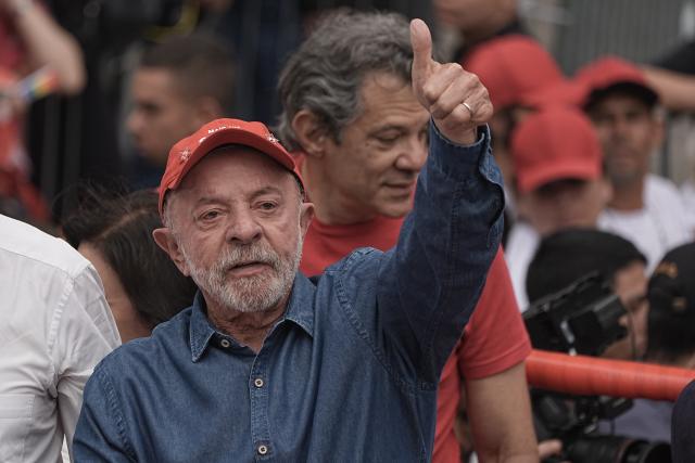 (261025) -- RIO DE JANEIRO, Oct. 25, 2026 (Xinhua) -- Brazilian President Luiz Inacio Lula da Silva, presidential candidate of Brazil's ruling Workers' Party, attends a presidential campaign rally in Sao Paulo, Brazil, Oct. 24, 2026. Brazilian incumbent President and presidential candidate of Brazil's ruling Workers' Party Luiz Inacio Lula da Silva, and presidential candidate of Brazil's Liberal Party Flavio Bolsonaro held the last campaign rally on Saturday in Sao Paulo and Rio de Janeiro, respectively. The second round of voting for Brazil's 2026 presidential election will be held on Sunday. (Photo by Paulo Lopes/Xinhua)