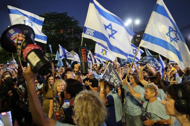 (261025) -- TEL AVIV, Oct. 25, 2026 (Xinhua) -- Supporters of center-left parties gather for a rally ahead of the election day at Rabin Square in Tel Aviv, Israel, Oct. 24, 2026. Israelis will vote on Oct. 27 to elect the 26th Knesset, the country's parliament, with about 7.3 million eligible voters.
   It will be Israel's first election since the Hamas-led attack on Oct. 7, 2023, which killed about 1,200 people in Israel and triggered a devastating Israeli offensive in Gaza, followed by a wider regional escalation involving Lebanon and Iran.
   The right-wing coalition led by incumbent Prime Minister Benjamin Netanyahu faces a major challenge in its bid to remain in power. (Photo by Gil Cohen Magen/Xinhua)