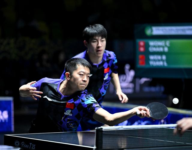 (261025) -- TASHKENT, Oct. 25, 2026 (Xinhua) -- Wen Ruibo/Yuan Licen (L) of China compete during the men's doubles semifinal against Wong Chun Ting/Chan Baldwin of China's Hong Kong at the 29th ITTF-Asian Table Tennis Championships in Tashkent, Uzbekistan, Oct. 25, 2026. (Xinhua/Feng Kaihua)