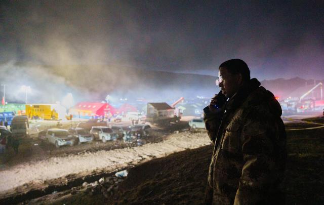 (261025) -- BAQEN, Oct. 25, 2026 (Xinhua) -- Du Guoping calls his family at a temporary shelter in Maru Township of Baqen County, Nagqu City, southwest China's Xizang Autonomous Region, Oct. 24, 2026. After a 7.0-magnitude earthquake struck Baqen County in Nagqu, southwest China's Xizang Autonomous Region, on Thursday, Du Guoping, owner of a dumpling restaurant in Xigaze, postponed the opening of his two new restaurants and headed to the disaster zone with his staff.
  "It took only about 10 minutes to make the decision that we would go to Baqen and cook dumplings for earthquake-affected residents," Du said.
  The team loaded more than 1,500 kilograms of dumplings onto vehicles and set off from Xigaze at midnight on the night of the earthquake. 
  Upon arrival, Du and his staff set up cooking equipment and prepared dumplings for rescue workers and affected residents.
"Make sure everyone gets enough dumplings, and give children a couple more," Du kept telling his staff.
  Du and his staff did not eat any of the dumplings themselves. After a full day of cooking, they had some instant noodles -- their only meal of the day. At night, the six team members of Du squeezed into two vehicles to rest.
  "We will cook all the dumplings we brought," Du said. "We feel honored to be able to contribute in our own way." (Xinhua/Tenzin Nyida)