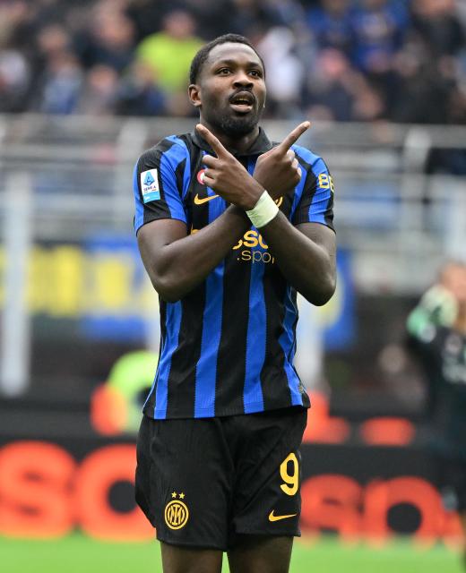 (261026) -- MILAN, Oct. 26, 2026 (Xinhua) -- Inter Milan's Marcus Thuram celebrates his goal during a Serie A football match between Inter Milan and Fiorentina in Milan, Italy, Oct. 25, 2026. (Photo by Alberto Lingria/Xinhua)