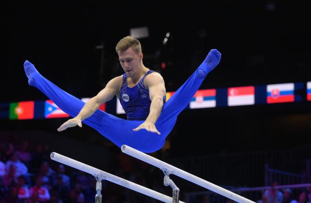 (261026) -- ROTTERDAM, Oct. 26, 2026 (Xinhua) -- World Gymnastics 2 athlete Daniel Marinov from Russia competes during the men's parallel bars final at the Artistic Gymnastics World Championships 2026 in Rotterdam, the Netherlands, Oct. 25, 2026. (Xinhua/Weng Xinyang)