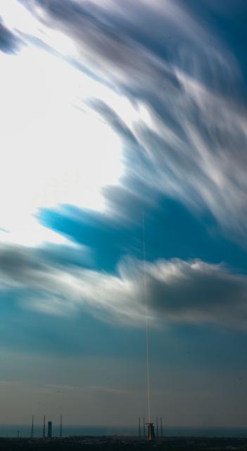 (261026) -- BEIJING, Oct. 26, 2026 (Xinhua) -- This long exposure photo taken on Oct. 25, 2026 shows a Long March-8A carrier rocket carrying the 28th group of low-orbit internet satellites blasting off from the Hainan commercial spacecraft launch site in south China's Hainan Province. The rocket lifted off at 10:03 a.m. (Beijing Time) on Sunday. The payloads entered the designated orbit. (Xinhua/Yang Guanyu)