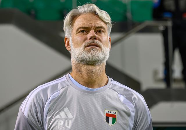 (261026) -- DOHA, Oct. 26, 2026 (Xinhua) -- The United Arab Emirates' head coach Peter Van Der Veen looks on before the Gulf Football Federation (GFF) Gulf Cup U-17 Qatar 2026 football match between China and the United Arab Emirates in Doha, Qatar, Oct. 25, 2026. (Photo by Nikku/Xinhua)