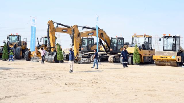 (261026) -- JAHRA GOVERNORATE, Oct. 26, 2026 (Xinhua) -- Construction machinery are seen at the groundbreaking ceremony in Jahra Governorate, Kuwait, Oct. 26, 2026. A groundbreaking ceremony was held in Kuwait on Monday for a wastewater treatment plant undertaken by China State Construction Engineering Corporation Ltd., marking another step forward in infrastructure and environmental cooperation between China and Kuwait.
   TO GO WITH "Chinese-built wastewater treatment project breaks ground in Kuwait" (Photo by Asad/Xinhua)