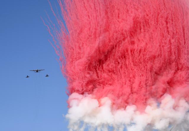 (261026) -- VIENNA, Oct. 26, 2026 (Xinhua) -- Aircraft fly over during the National Day celebrations in Vienna, Austria, Oct. 26, 2026. (Xinhua/He Canling)
