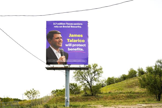 (261027) -- AUSTIN, Oct. 27, 2026 (Xinhua) -- A roadside billboard displays campaign ads for a Democratic candidate in Austin, Texas, the United States, Oct. 26, 2026. The U.S. midterm elections will be held on November 3. (Xinhua/Wu Xiaoling)