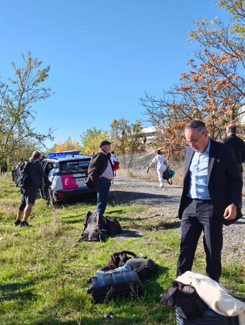 (261028) -- MADRID, Oct. 28, 2026 (Xinhua) -- This photo taken on Oct. 28, 2026 shows the site of high-speed train collision in Toledo province, Spain. At least 50 people were killed and 179 others injured in a collision between two high-speed trains on the railway line linking Madrid with the southern region of Andalusia on Wednesday morning, Spanish media reported.
   The accident occurred at around 8:54 a.m. local time (0754 GMT) near Urda station in the province of Toledo, about 120 km south of Madrid.
   The collision involved a train operated by state-owned railway company Renfe and another operated by private company Iryo. (Xinhua)