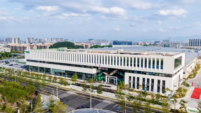 (261028) -- XIAMEN, Oct. 28, 2026 (Xinhua) -- This photo taken on Oct. 28, 2026 shows a view of the first phase of the Schneider Electric Xiamen Xiang'an Industrial Park in Xiamen, southeast China's Fujian Province. TO GO WITH "Schneider Electric production base in China starts operation" (Xinhua)