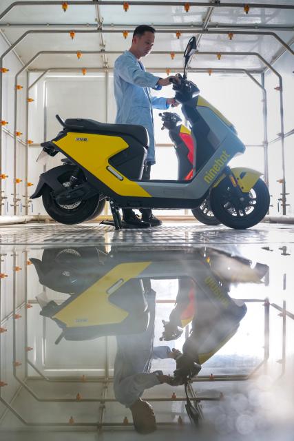 (261028) -- NANJING, Oct. 28, 2026 (Xinhua) -- An engineer prepares to conduct rainfall resistance tests on a two-wheeler at a smart electric two-wheeler company in Changzhou, east China's Jiangsu Province, Oct. 14, 2026.
  In recent years, Changzhou City has leveraged its traditional strengths in manufacturing to accelerate the clustering of electric two-wheeler manufacturers and their component suppliers, aiming at development of more smart and high-end products. 
  The city now accounts for about 10 percent of China's output of electric two-wheelers and has established a complete industrial chain spanning from parts to general assembly. 
  Changzhou has also actively reinforced the technological innovation as the main driver of the industry, as local makers keep boosting R&D efforts to further improve their products. (Xinhua/Li Bo)