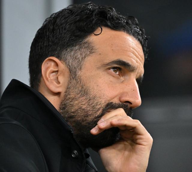 (261029) -- MILAN, Oct. 29, 2026 (Xinhua) -- AC Milan's head coach Ruben Amorim reacts before a Serie A football match between AC Milan and Bologna in Milan, Italy, Oct. 28, 2026. (Photo by Alberto Lingria/Xinhua)