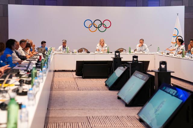 (261030) -- DAKAR, Oct. 30, 2026 (Xinhua) -- Kirsty Coventry (C), president of International Olympic Committee (IOC), attends the IOC Executive Board meeting ahead of the Dakar 2026 Youth Olympic Games in Dakar, Senegal, Oct. 30, 2026. (Xinhua/Xie Jianfei)