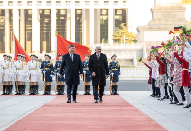 (261030) -- BEIJING, Oct. 30, 2026 (Xinhua) -- Chinese President Xi Jinping holds a welcome ceremony for German President Frank-Walter Steinmeier at the square outside the east gate of the Great Hall of the People prior to their talks in Beijing, capital of China, Oct. 30, 2026. Xi held talks with Steinmeier, who is on a state visit to China, in Beijing on Friday. (Xinhua/Xie Huanchi)